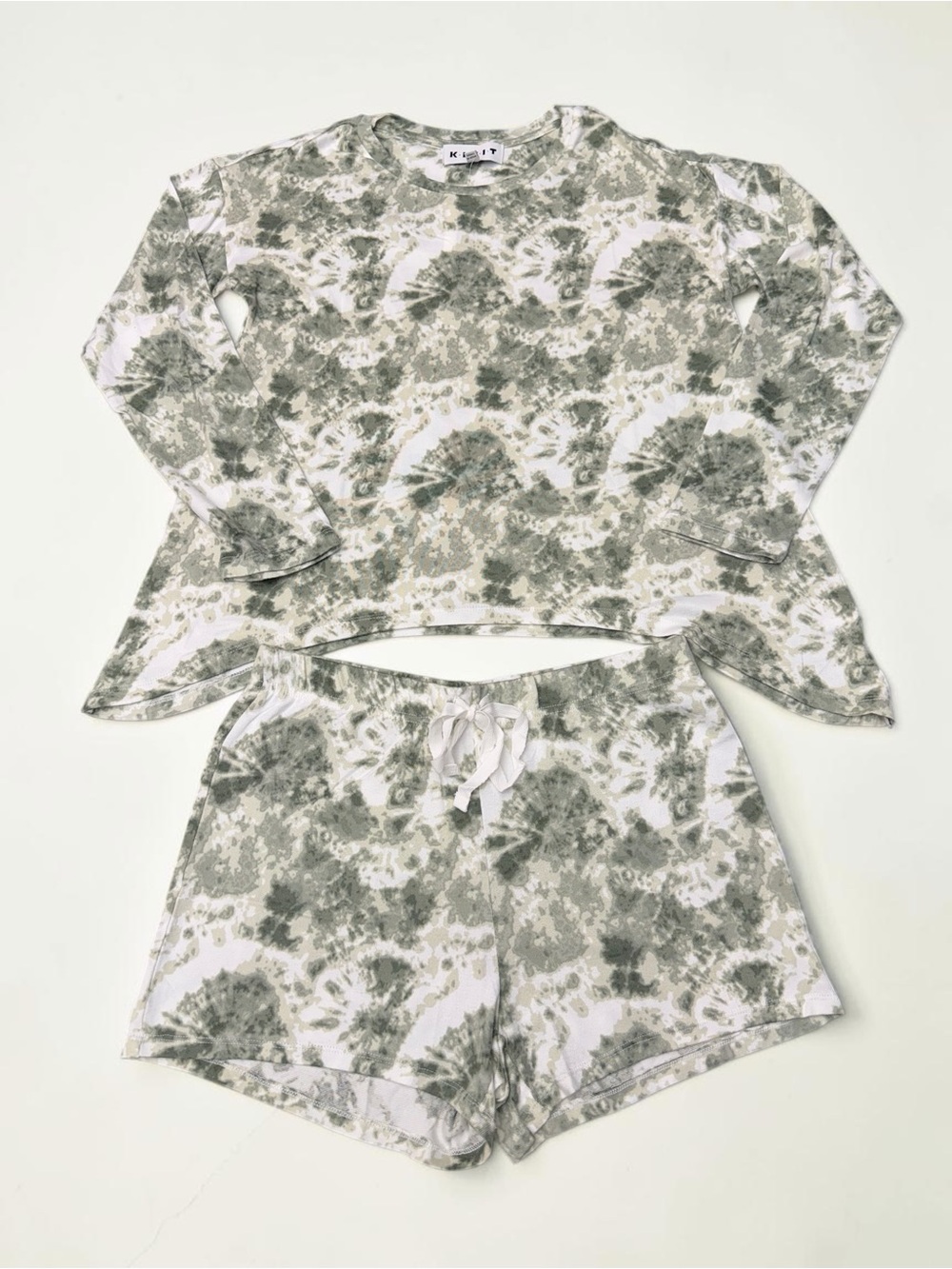 Women’s Green Camo Tie-Dye Pajama Set Size Small NWT KIKIT